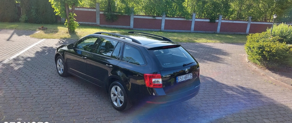 Skoda Octavia cena 44900 przebieg: 183500, rok produkcji 2018 z Sierpc małe 562